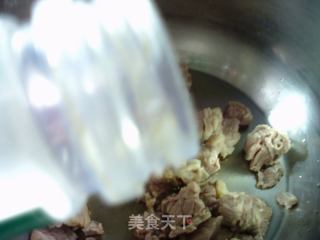 牛腩烧冬瓜的做法步骤：2