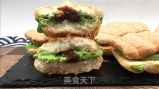 抹茶达克瓦兹，香脆外皮，清新抹茶奶油，甜蜜红豆沙，多层次的美妙味道，在口中释放出。的做法步骤：18
