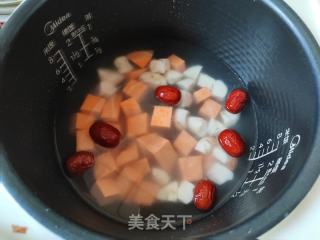 红薯荸荠苹果汤的做法步骤：3