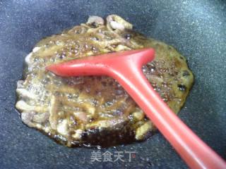 肉丝茭白牛心菜炒荞麦面的做法步骤：9