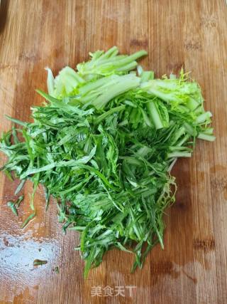 蒜蓉苦菊的做法步骤：2