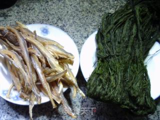 [消灭苔条]苔条炒龙头鱼干的做法步骤：1