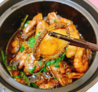 鲍鱼鸡翅虾煲的做法步骤：5