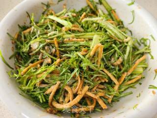 苦菊拌馓子的做法步骤：10