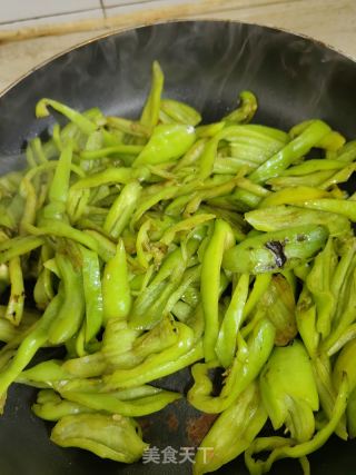 嫩椒炒牛肉的做法步骤：9