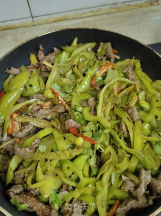 嫩椒炒牛肉的做法步骤：14