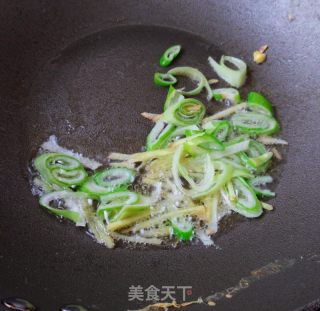 鸡蛋炒黄瓜的做法步骤：5