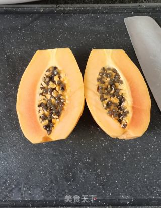 木瓜蓝莓牛奶的做法步骤：2