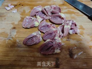 酱烤鸡杂的做法步骤：2