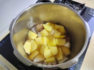 蚕豆土豆排骨汤的做法步骤：6