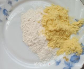 炸带鱼的做法步骤：3