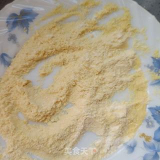 炸带鱼的做法步骤：4