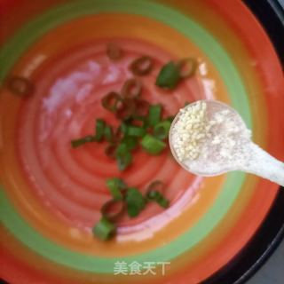豌豆尖海参热汤面的做法步骤：10