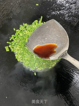 蒜苔鸡蛋炒外婆菜的做法步骤：6