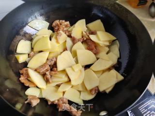 土豆炒肉片的做法步骤：5