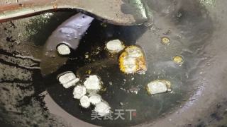 黄焖鸡——在家里也可以做出外面的味道的做法步骤：6