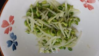 韩式拌豆芽的做法步骤：4