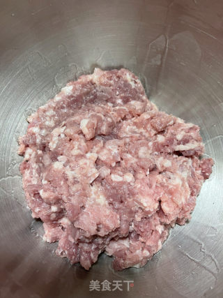 玉米鲜肉包的做法步骤：6