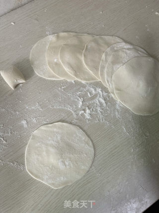玉米鲜肉包的做法步骤：22