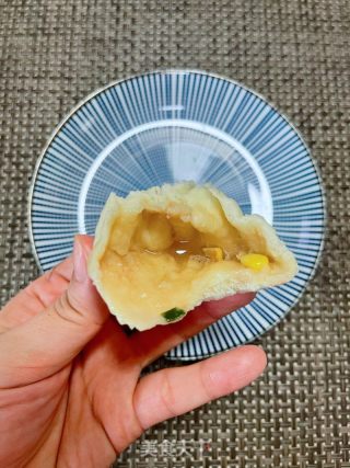 玉米鲜肉包的做法步骤：28