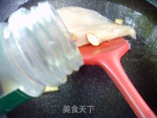 椒盐咸蛋黄手撕鸡胸肉的做法步骤：3