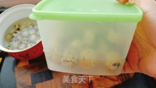 肉酱鹌鹑蛋——附鹌鹑蛋剥皮小窍门的做法步骤：5