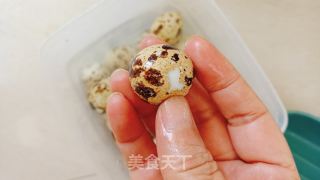 肉酱鹌鹑蛋——附鹌鹑蛋剥皮小窍门的做法步骤：7