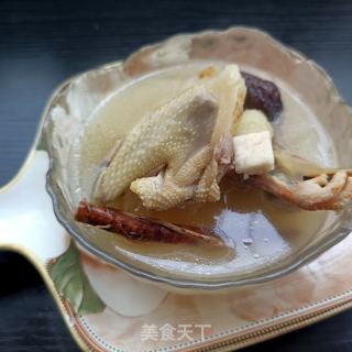天麻茯苓五指毛桃鸽子汤的做法步骤：10