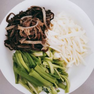 椒麻三脆的做法步骤：2