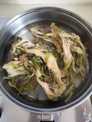 霸王花猪骨汤的做法步骤：2