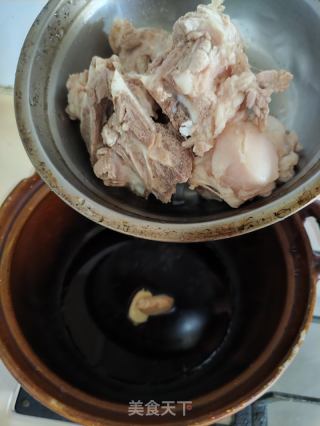 霸王花猪骨汤的做法步骤：3