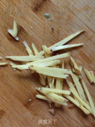 二荆条炒牛肉的做法步骤：4
