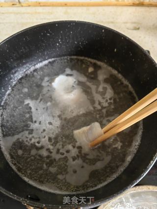 香菜乌鱼片的做法步骤：3