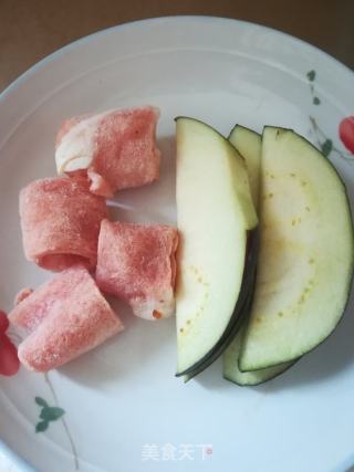 电饼铛版烤茄子的做法步骤：2