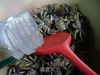 【小时候的味道】炒沙蟹的做法步骤：5
