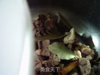 牛腩贝贝南瓜煲的做法步骤：5