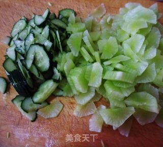 蔬菜素炒面的做法步骤：3