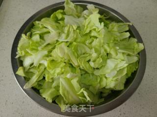 包菜炒西红柿的做法步骤：1