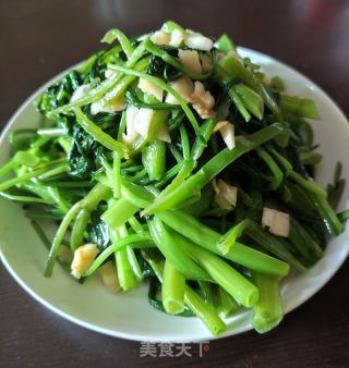 腐乳椒丝炒通菜的做法步骤：7