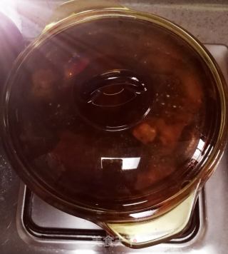 话梅猪蹄的做法步骤：3