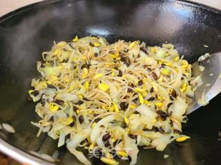 包菜炒黑豆芽的做法步骤：5