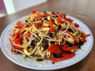 红椒炒黑豆芽的做法步骤：5