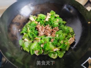 肉末豆腐炒生菜的做法步骤：8