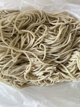 茄子豆角焖面的做法步骤：2