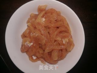 芹菜肉丝的做法步骤：2