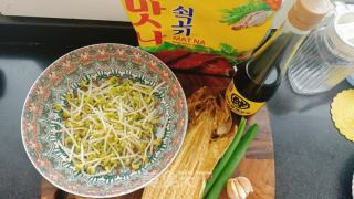清淡豆芽汤的做法步骤：1