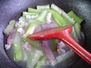 咸肉煮瓠子的做法步骤：9