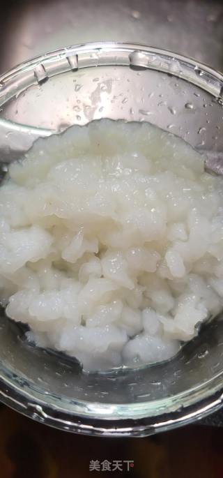 冰糖红枣炖雪蛤桃胶的做法步骤：1