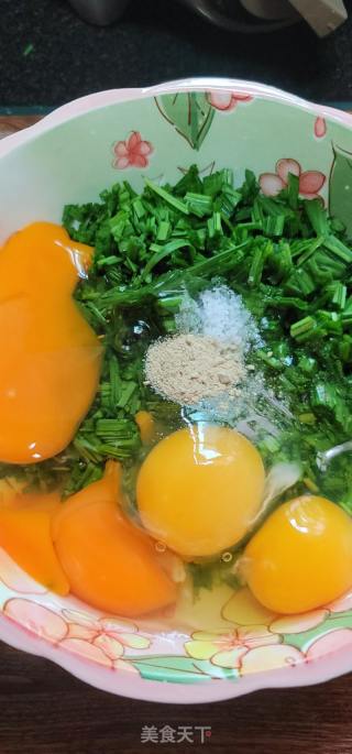 韭菜炒鸡蛋磷虾干的做法步骤：5