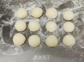 豆沙早餐面包的做法步骤：4
